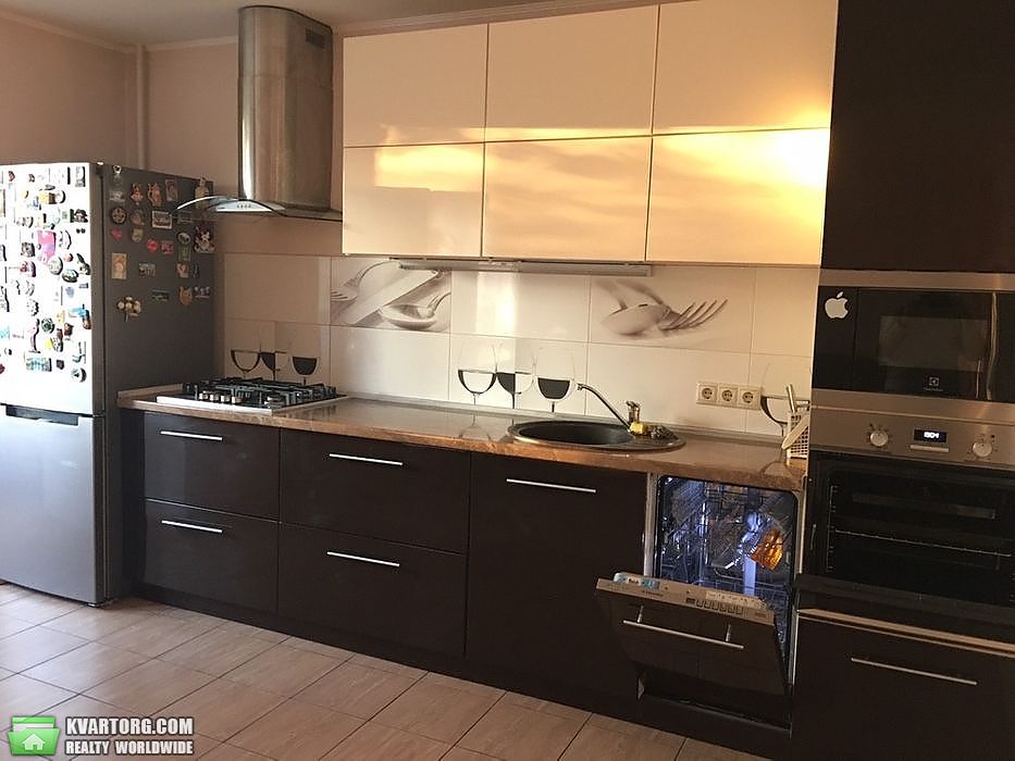 Sell 2-room apartment. Киев, Академика Ромоданова — photo 1