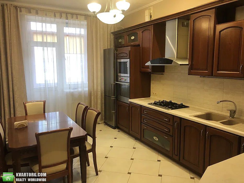 Rent out 2-room apartment. Львов, Чорновола — photo 1