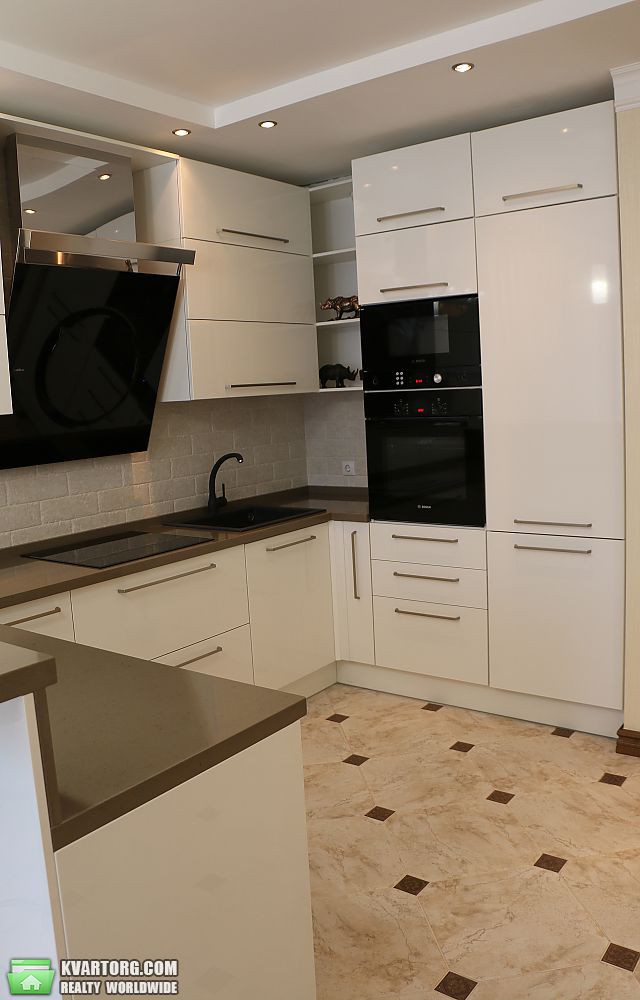 Rent out 2-room apartment. Киев,  Голосеевский пр — photo 4