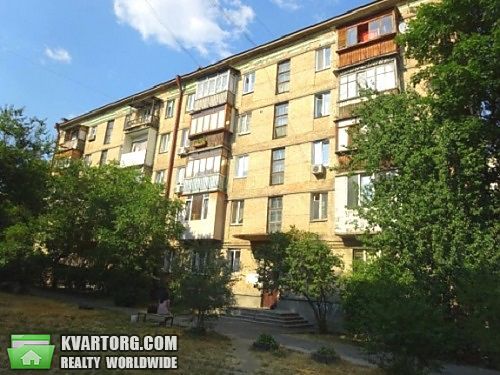 Sell 2-room apartment. Киев,  Искровская — photo 1