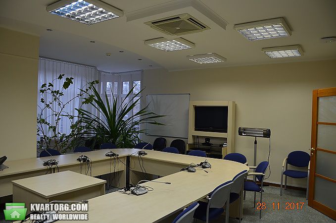 Rent out office. Киев, Кловский спуск — photo 2