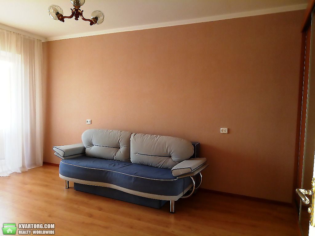 Rent out 1-room apartment. Киев,  Оболонский пр — photo 1