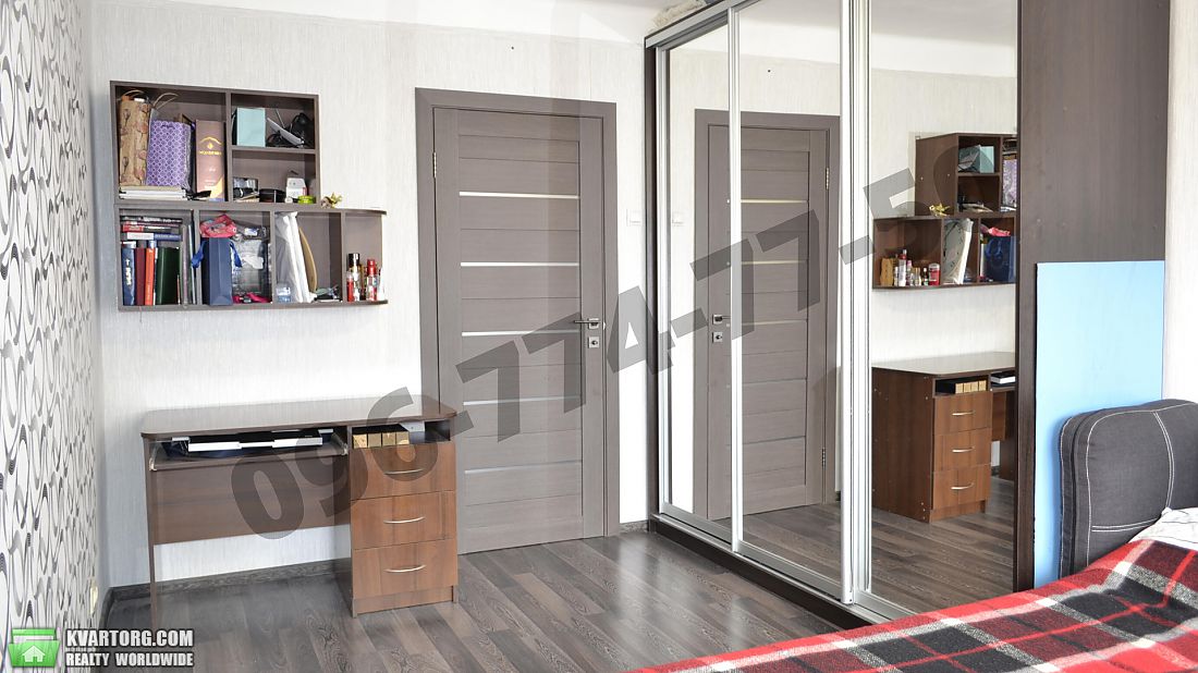 Sell 2-room apartment. Киев,  Милютенко — photo 3
