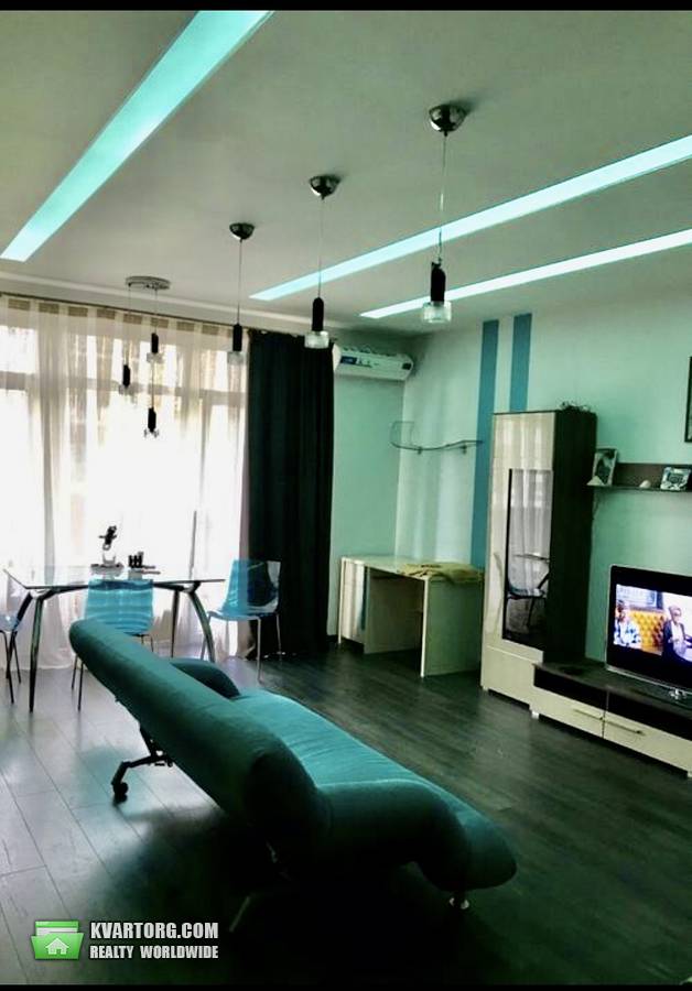 Rent out 1-room apartment. Киев, Замковецька — photo 1