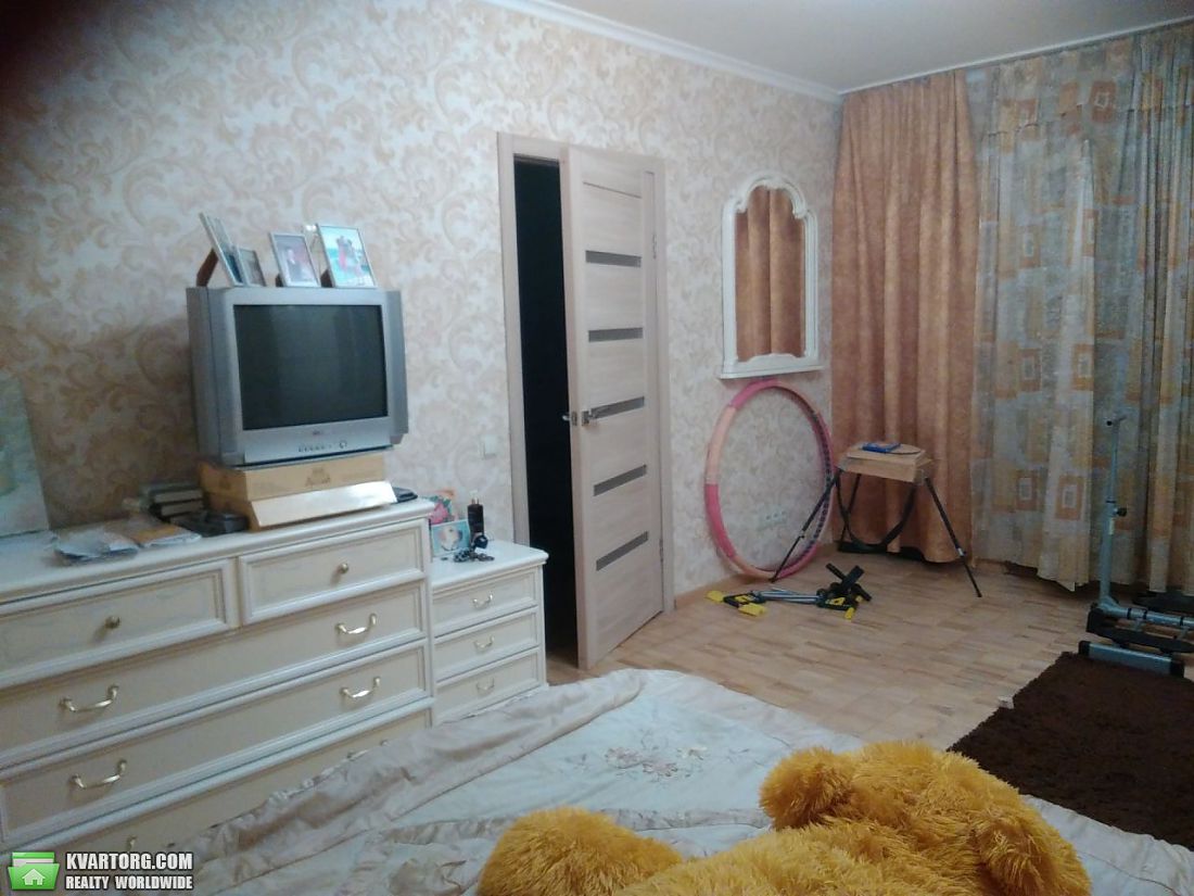 Sell 4-room apartment. Киев,  Ирпенская — photo 2