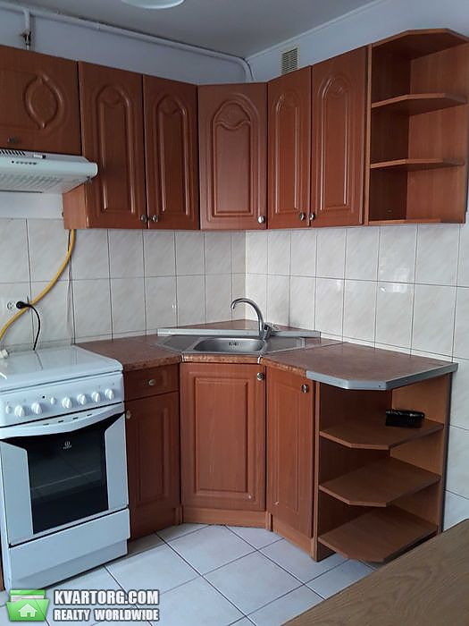 Rent out 2-room apartment. Львов, Червоної Калини — photo 1