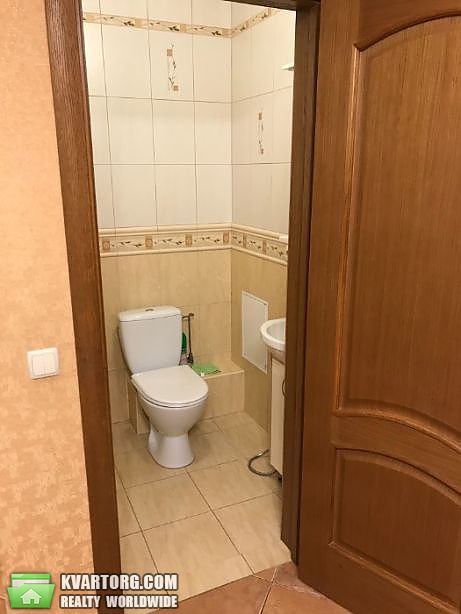 Rent out 3-room apartment. Киев,  Просвещения — photo 8