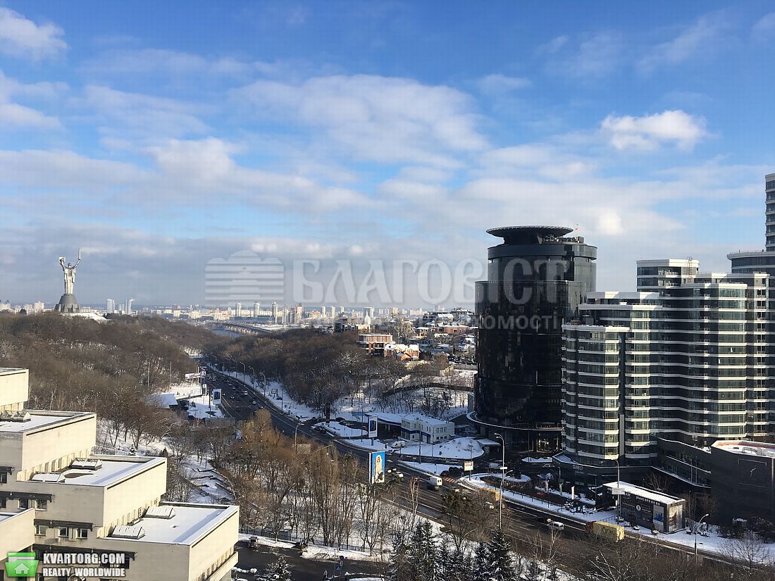 Rent out 2-room apartment. Киев,  Верхняя — photo 4