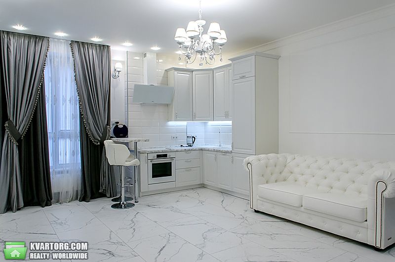 Rent out 2-room apartment. Киев,  Леси Украинки бул — photo 4