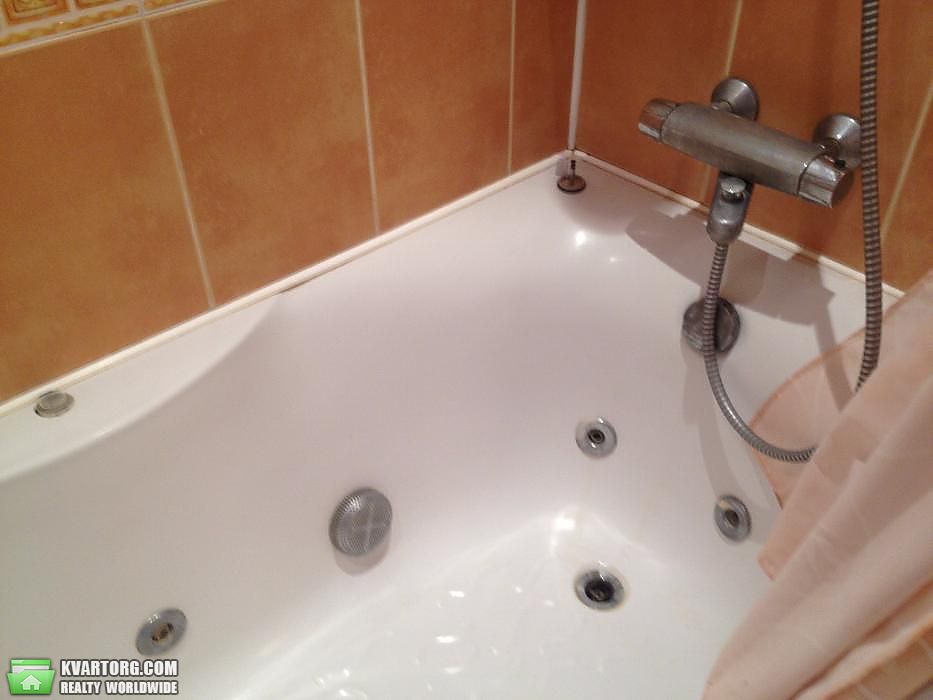 Rent out 2-room apartment. Киев,  Тростянецкая — photo 5