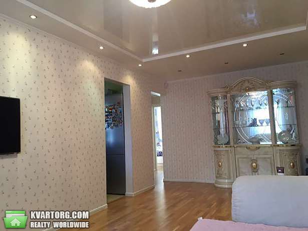Rent out 3-room apartment. Киев,  Героев Сталинграда пр — photo 2