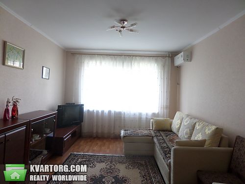 Sell 3-room apartment. Днепропетровск, Семафорная — photo 1
