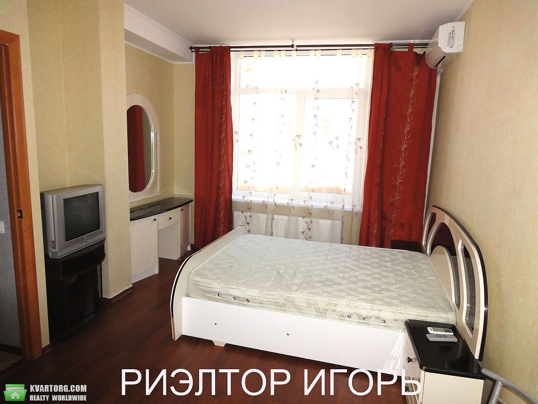 Rent out 1-room apartment. Одесса, Торговая — photo 1