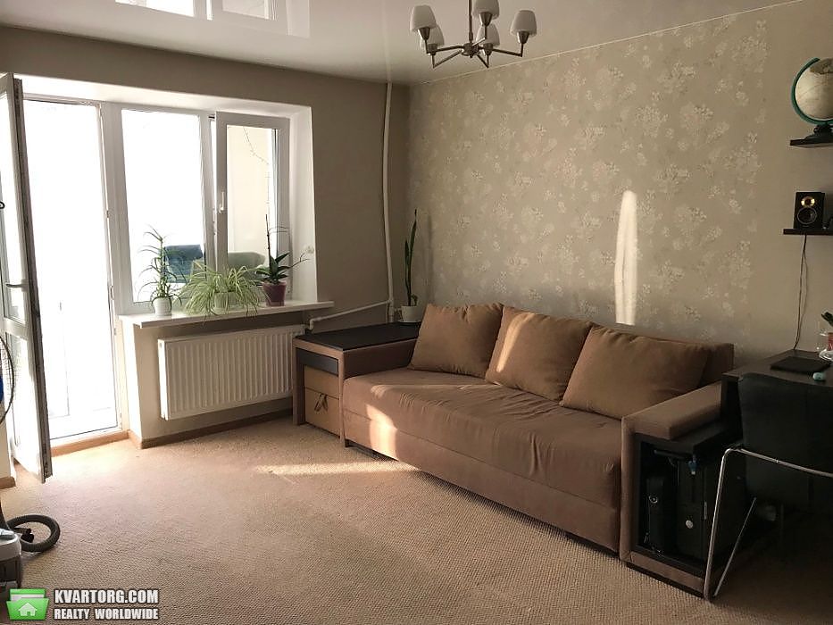 Sell 1-room apartment. Киев, Кирилловская — photo 1