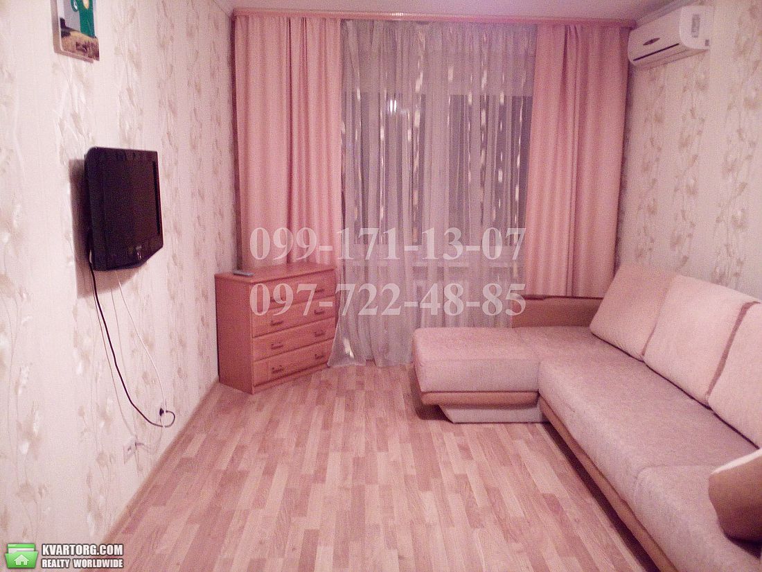 Rent out 1-room apartment. Киев,  Бакинская — photo 2