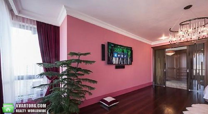 Sell 3-room apartment. Киев,  Днепровская наб — photo 2