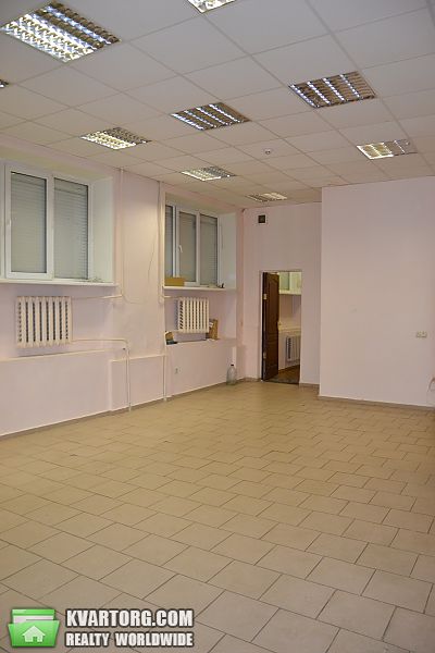 Rent out office. Киев, Краснознаменная — photo 1