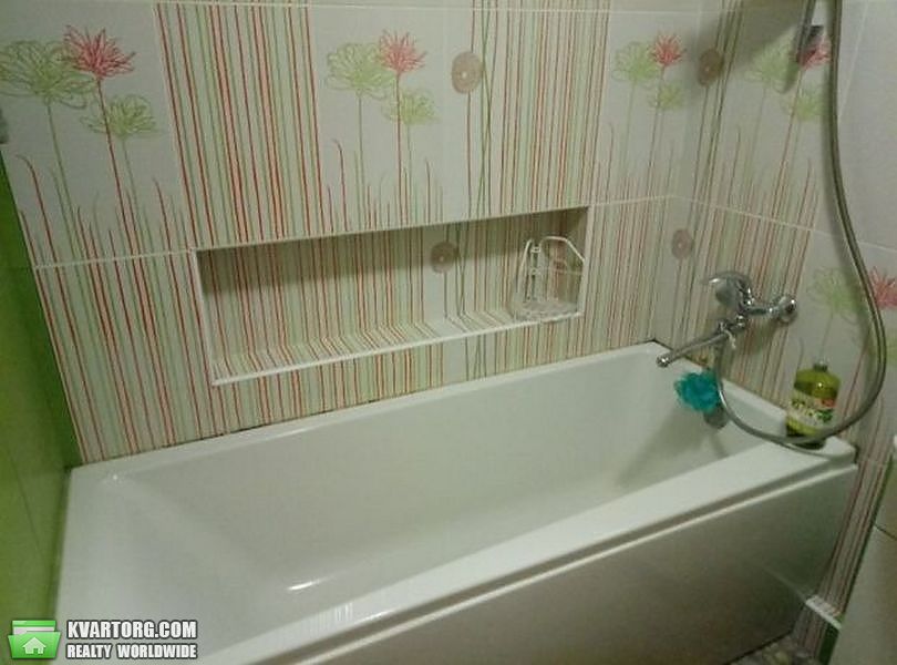 Rent out 4-room apartment. Киев, Братьев Серовых — photo 5