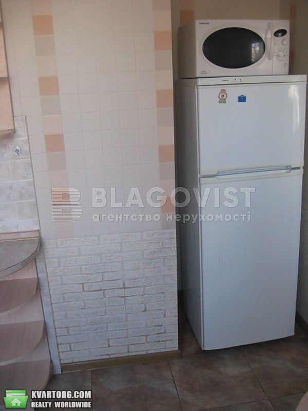 Rent out 2-room apartment. Киев,  Печерский спуск — photo 4