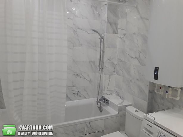 Rent out 2-room apartment. Киев, ул.Просвещения — photo 1