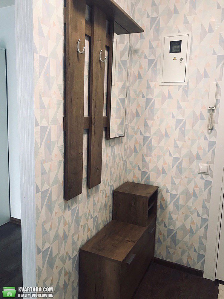 Rent out 1-room apartment. Киев,  Телиги — photo 4