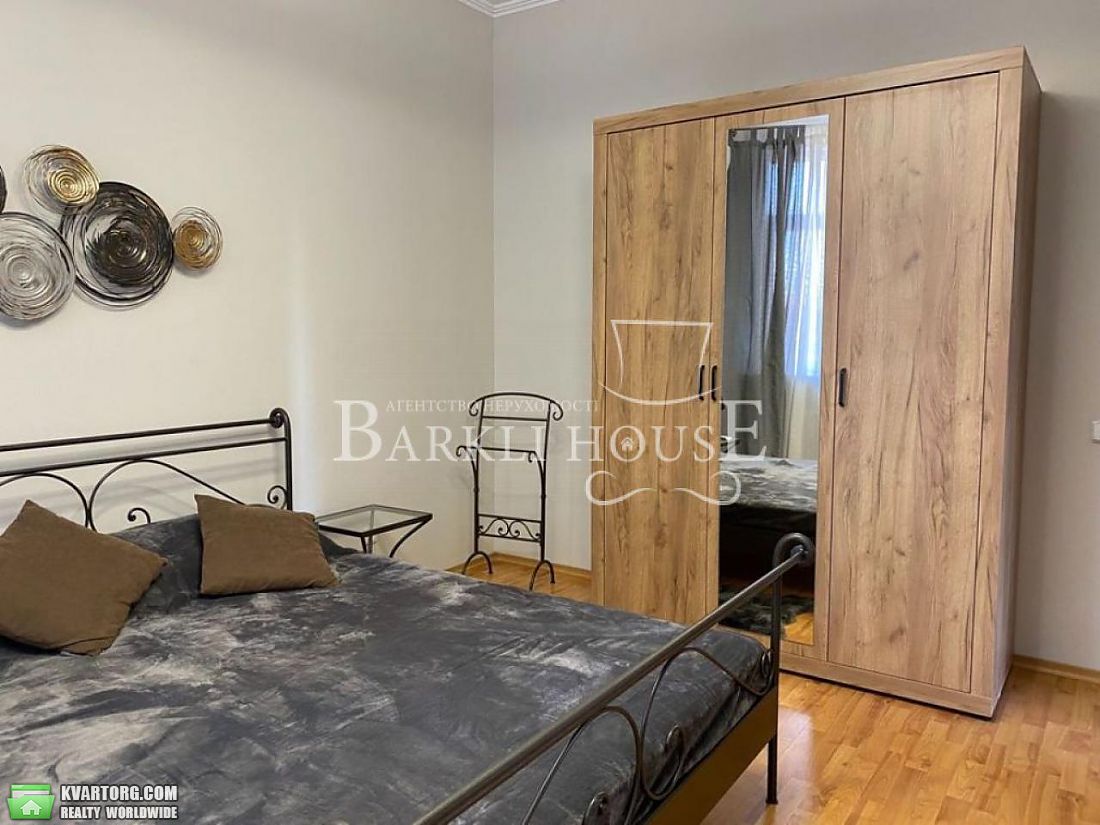 Rent out 4-room apartment. Киев,  Дмитриевская — photo 9