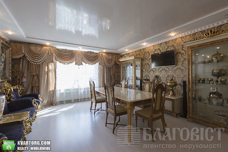 Sell 4-room apartment. Киев,  Днепровская наб — photo 3