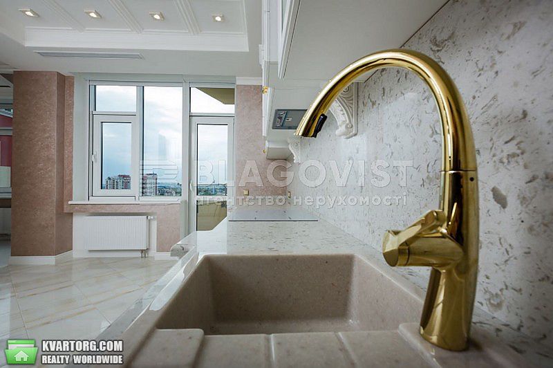 Sell 3-room apartment. Киев,  Ломоносова — photo 9