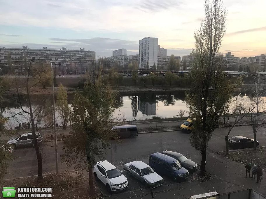 Rent out 2-room apartment. Киев,  Энтузиастов — photo 6