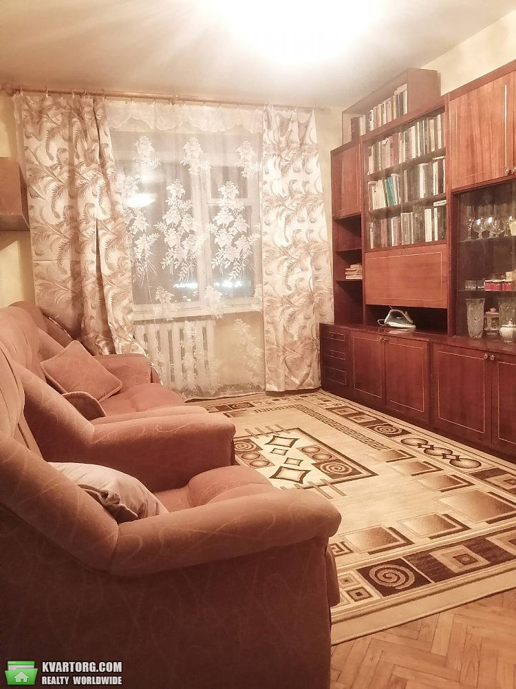 Rent out 2-room apartment. Киев,  Леси Украинки бул — photo 3