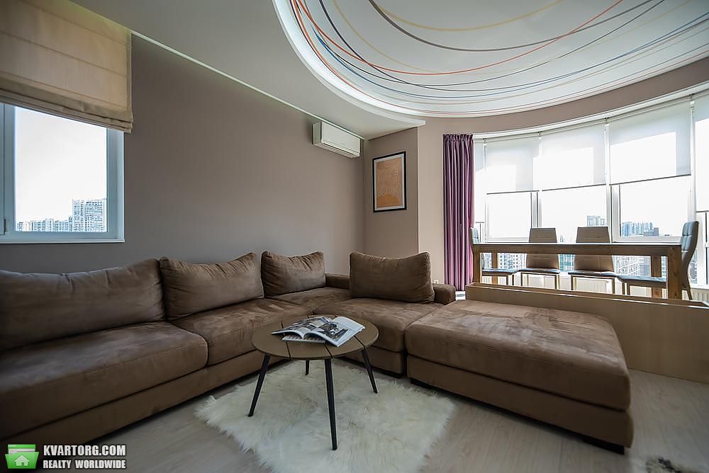 Rent out 2-room apartment. Киев, Тютюнника — photo 1