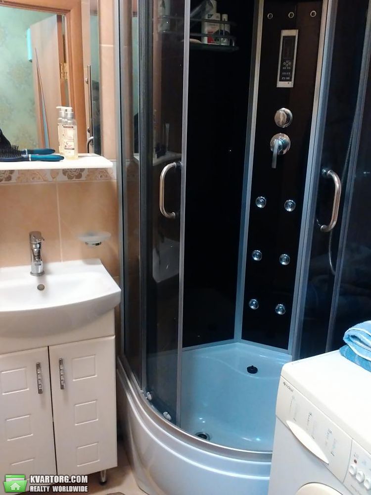 Rent out 2-room apartment. Киев,  Копыленко — photo 6