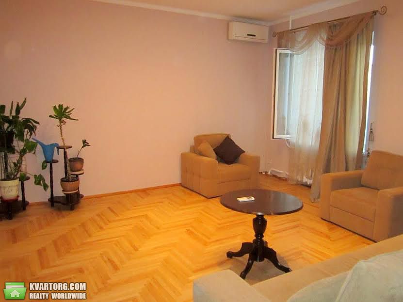 Rent out 2-room apartment. Киев,  Ярославов Вал — photo 3