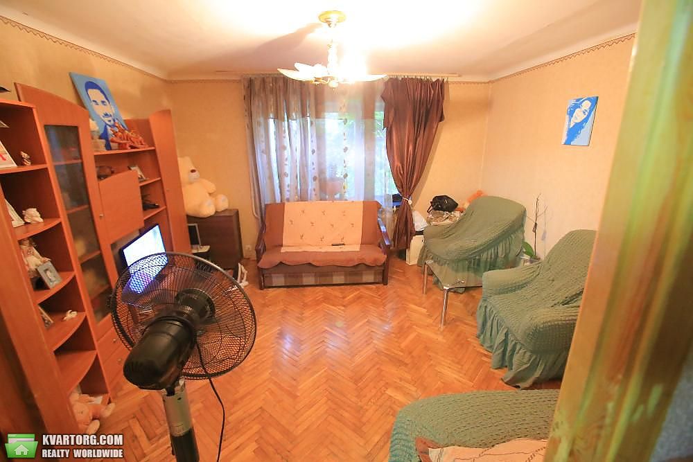 Sell 2-room apartment. Киев,  Западная — photo 1