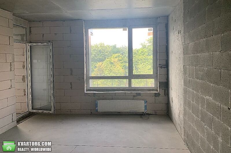 Sell 2-room apartment. Киев,  Салютная — photo 3