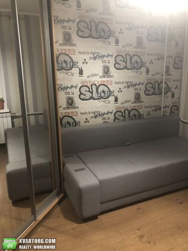 Sell 4-room apartment. Киев,  Милославская — photo 7