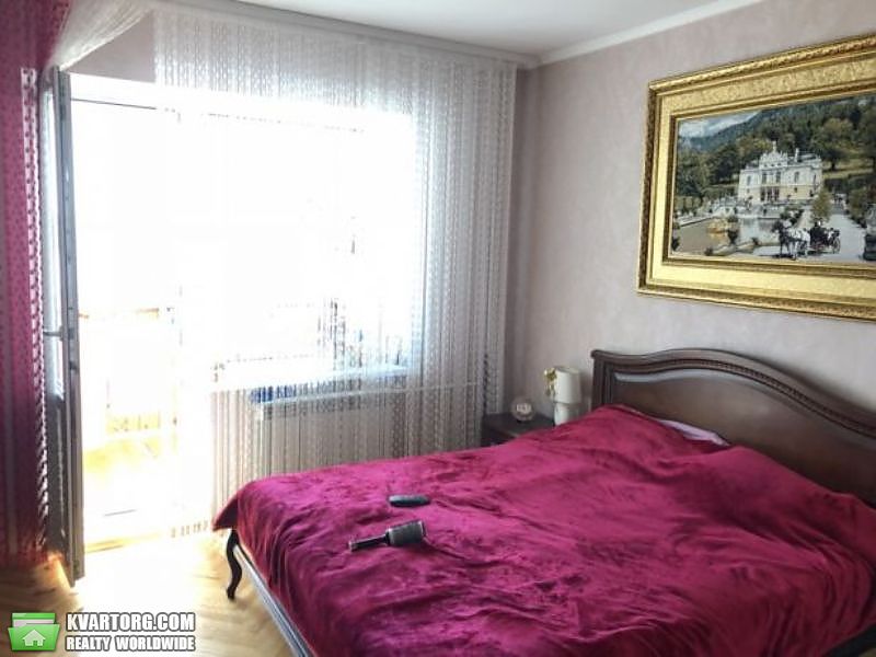 Sell 4-room apartment. Киев,  Приречная — photo 4