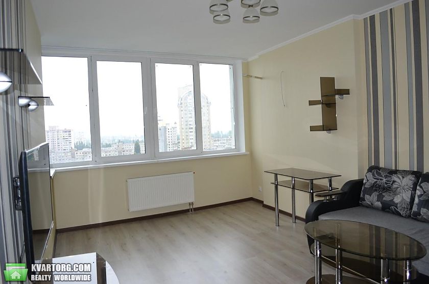 Rent out 1-room apartment. Киев, Вишгородская — photo 3