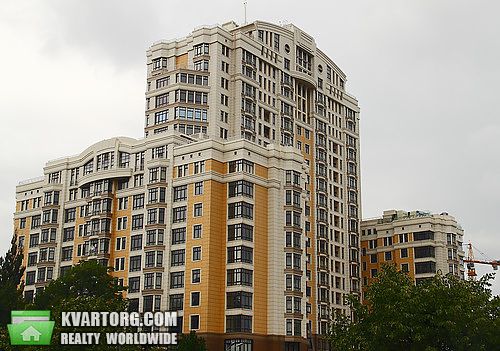 Sell 4-room apartment. Киев,  Грушевского — photo 1