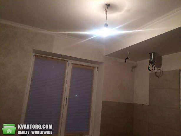 Sell 3-room apartment. Киев,  Героев Днепра — photo 2