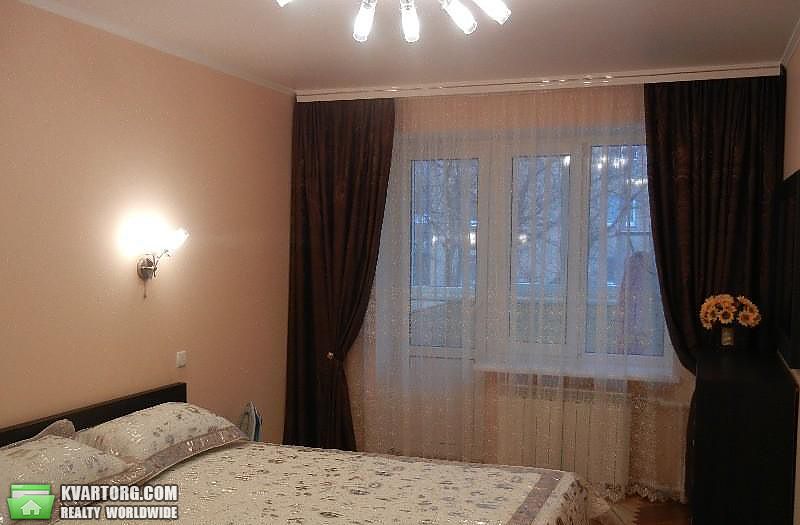Rent out 2-room apartment. Киев,  Ковпака — photo 3