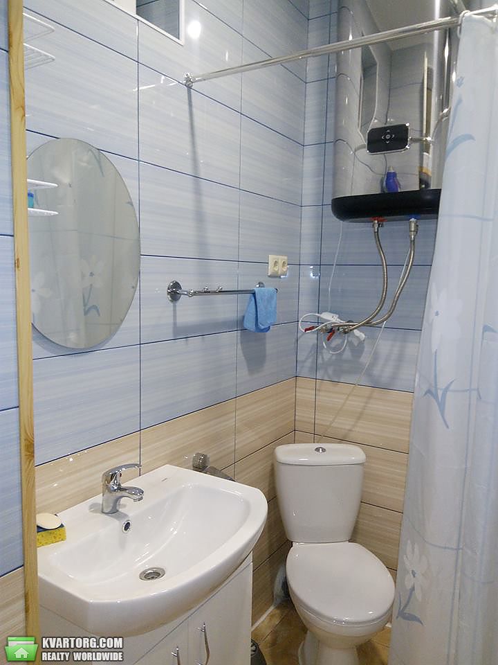 Rent out 3-room apartment. Киев,  Лейпцигская — photo 4