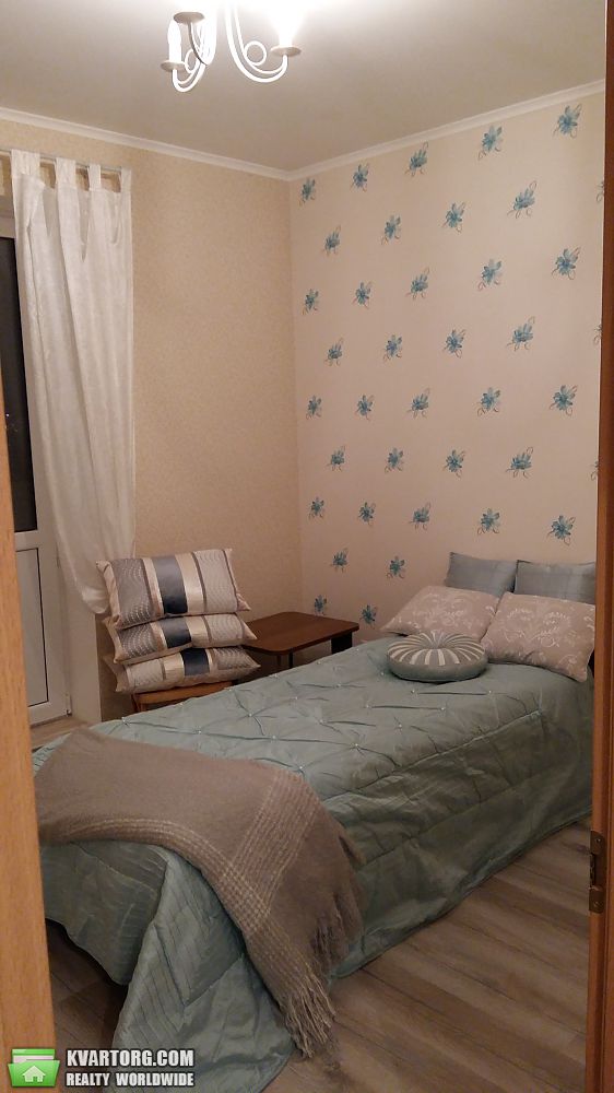 Sell 3-room apartment. Киев, Моторный пер — photo 3