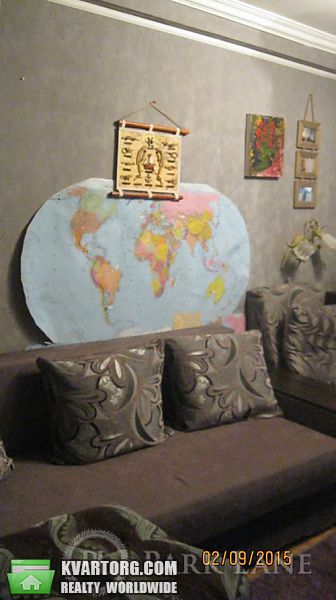 Sell 3-room apartment. Киев, Дегтяревская — photo 1