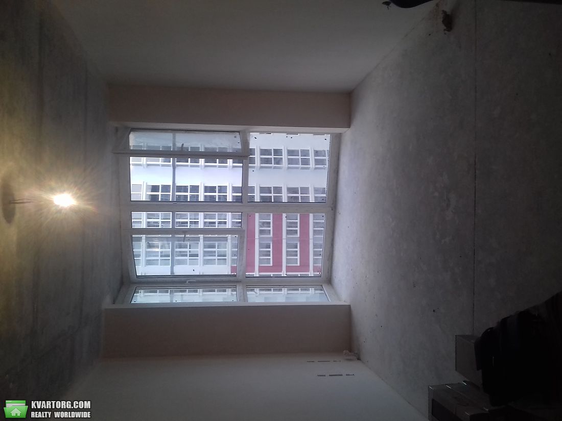 Sell 1-room apartment. Киев,  Драгоманова — photo 2