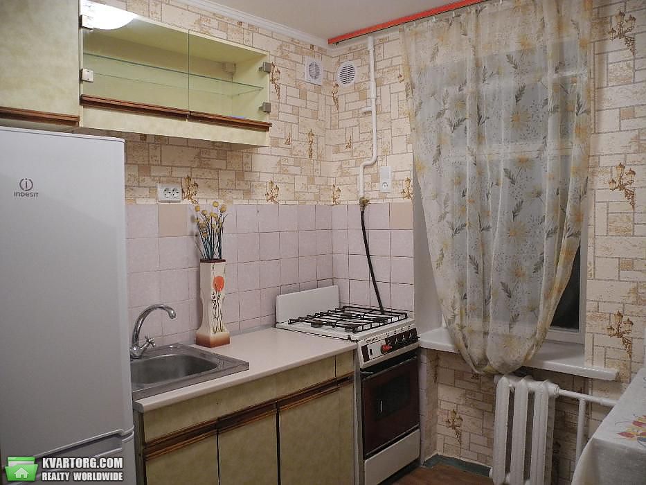 Sell 1-room apartment. Киев,  Глушкова пр — photo 2