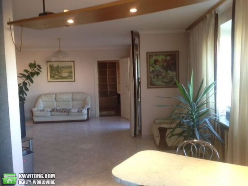 Sell 3-room apartment. Киев,  Героев Сталинграда пр — photo 1