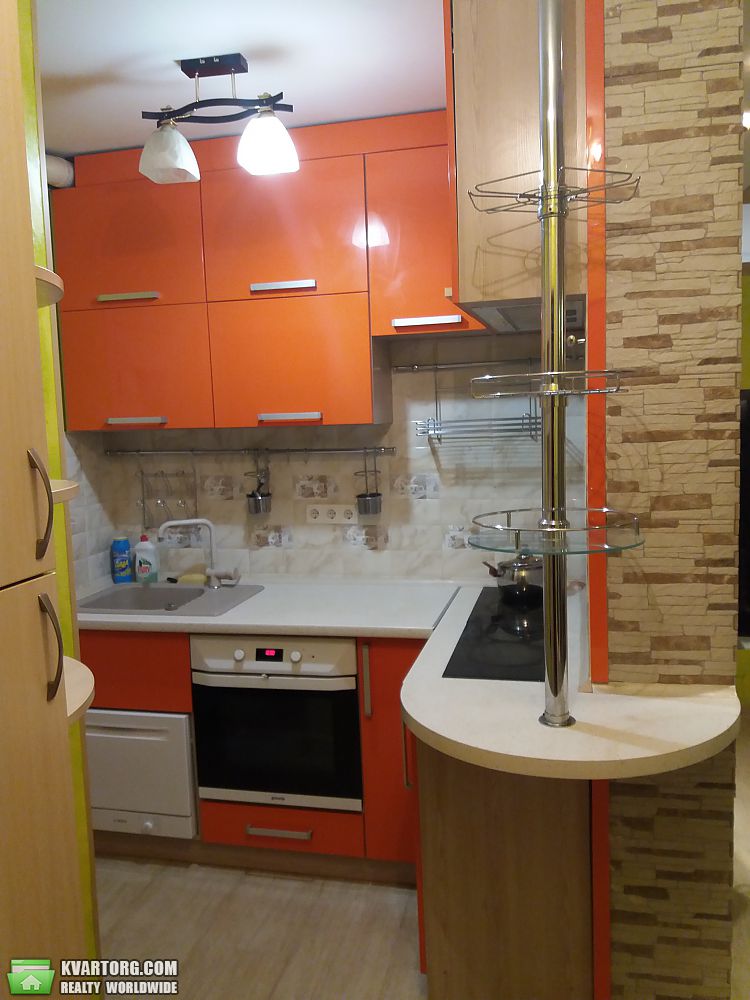 Rent out 2-room apartment. Киев,  Вильямса — photo 3