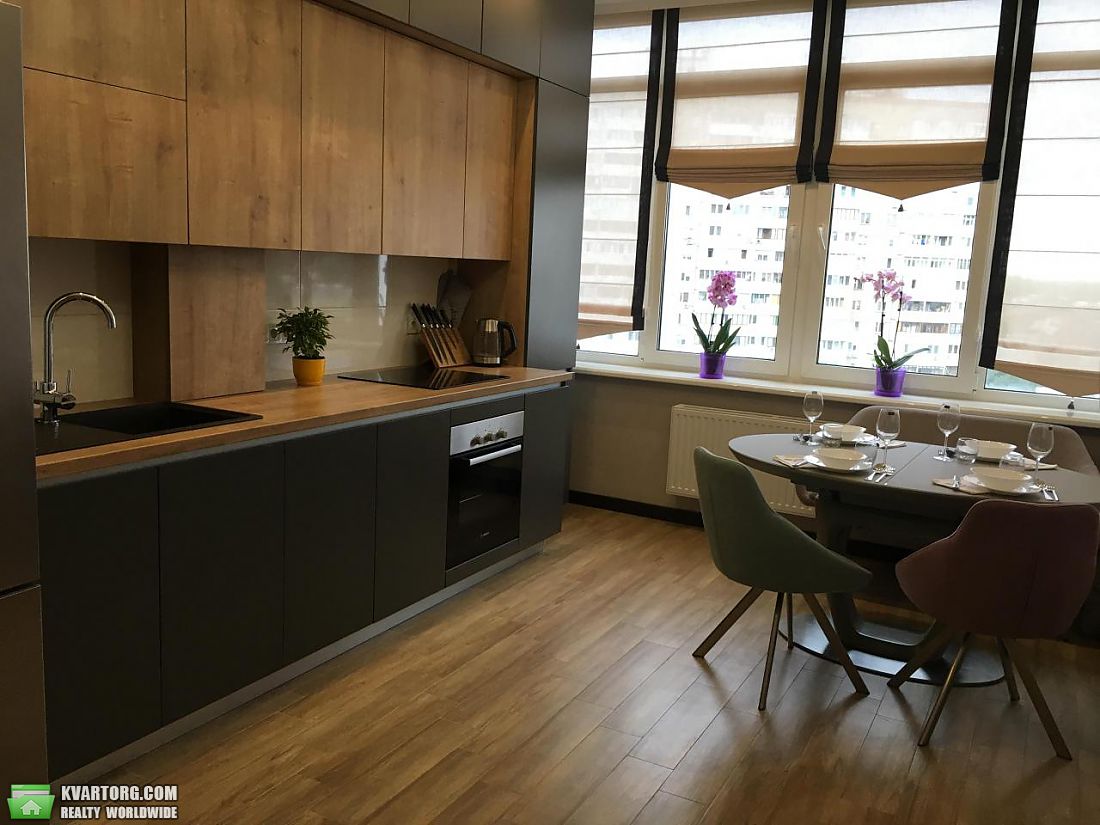 Rent out 2-room apartment. Киев, Ефремова — photo 1
