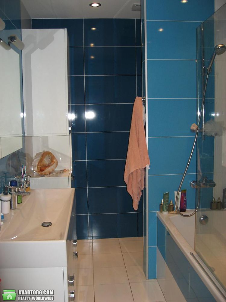 Rent out 2-room apartment. Киев,  Кольцова бул — photo 8